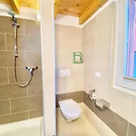 Apartment Roggiolo