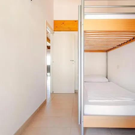 Roggiolo Apartment